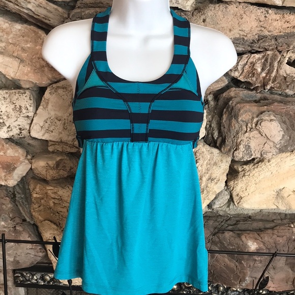 LULULEMON TANK TOP BLUE WITH BLACK STRIPES SIZE SMALL EXCELLENT CONDITION - Picture 6 of 12